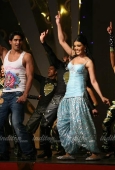 Performance pics of Deepika, Ria, Neha, Koina, Sophie at Sahara Sports Awards inditop.com  32