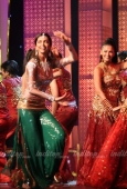 Performance pics of Deepika, Ria, Neha, Koina, Sophie at Sahara Sports Awards inditop.com  52