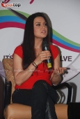 Preity Zinta at Godrej consumer goods press meet - inditop.com15