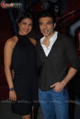 Priyanka Chopra & Uday promote Pyaar Impossible on DPL sets - inditop.com 10