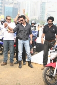 Ranbir Kapoor Flags off Bigadda Yamaha India bike Rally - inditop.com 15