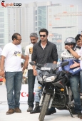 Ranbir Kapoor Flags off Bigadda Yamaha India bike Rally - inditop.com 5