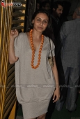 Rani Mukherjee, Amir Khan, Kiran Rao at the special screening of Peepli Live - inditop.com15