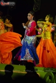 SRK, Rani, Bipasha perform at a wedding unseen exclusive pics  23