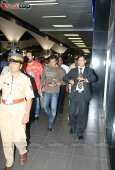 Salman Khan back in Mumbai From IIFA - inditop.com