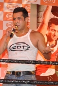 Salman Khan lunches Dixcy Scott innerwear - inditop.com 37