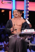 Salman goes Topless for Do Knot Disturb inditop.com exclusive 1