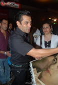 Salman, Sonakshi, Dia, Bipasha & Lots of Other Celebs at Dabangg premiere - inditop.com50