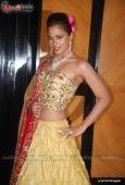 Sameera Reddy & Raima Sen at Gitanjali 15 years celeberations show  4