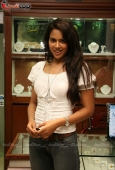 Sameera Reddy promotes De Dhana Dhan - inditop.com  10