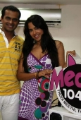 Sameera Reddy with Sidharth Kannan at Meow Fm station - inditop.com  15