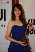 Saumya Tandon at Boro Plus Gold Awards Red carpet - inditop.com5