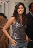 Sayali Bhagat Inaugurates Jawed Habib Hair & Beauty Studios at Madhapur, Hyderabad 1