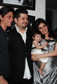 Shahrukh Khan and Arjun rampal at Daboo Ratnani calendar launch at Olive - inditop.com 29