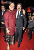 Shahrukh Khan, Gauri, Juhi, Hema, Abhishek at Saurabh Dhoot and Radhika Singal wedding - inditop.com 24