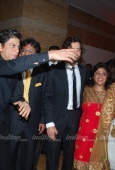 Shahrukh Khan, Hrithik Roshan & Govinda with there wifes at Shilpa Shetty & Raj Kundra wedding reception -  inditop.com 4