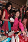 Sheryln & Sophie at Brides of Mumbai exhibition - inditop.com18