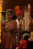 Shilpa Shetty and Raj take Saat Pheras -  inditop.com 12