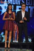 Shruti Hassan and Imran Khan on the sets of India got talent 4