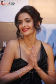 Sonam kapoor launch Anant diamond jewellery by GJEPC 11