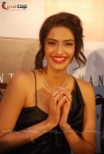 Sonam kapoor launch Anant diamond jewellery by GJEPC 12