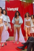 Triumph International unveils SpringSummer collection - inditop.com 52