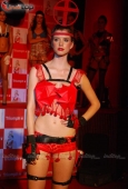 Triumph Lingerie awards with Aditi Gowitrikar and other models 70