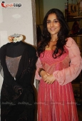 Vidya Balan and Tabu at Priyadarshi Rao and Uttam Ghosh fashion preview 10