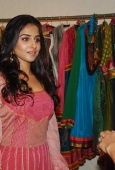 Vidya Balan and Tabu at Priyadarshi Rao and Uttam Ghosh fashion preview 9