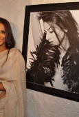 Vidya Balan, Minissha lamba and Hazel at Daboo Ratnani calendar launch at Olive - inditop.com 10