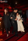 Aishwariya, BigB & Abhishek at Shabana Azmi 60th birthday bash in Juhu - inditop.com14