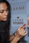 Sophie, Chitragada, Tanushree & koina on day 3 of Lakme - inditop.com14