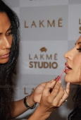 Sophie, Chitragada, Tanushree & koina on day 3 of Lakme - inditop.com15